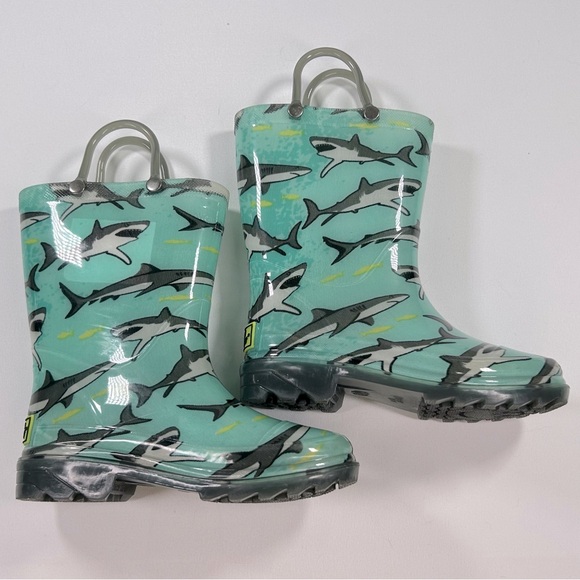 Western Chief Shark Chase Lighted Rain Boots Sz 10T - Picture 8 of 13